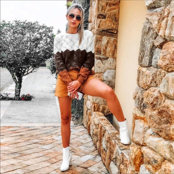 Soft, Comfy White Pumpkin Spice Brown Color Block - Picture 2 of 5